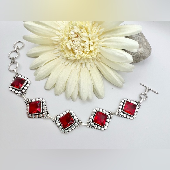 GARNET BRACELET - Picture 4 of 11